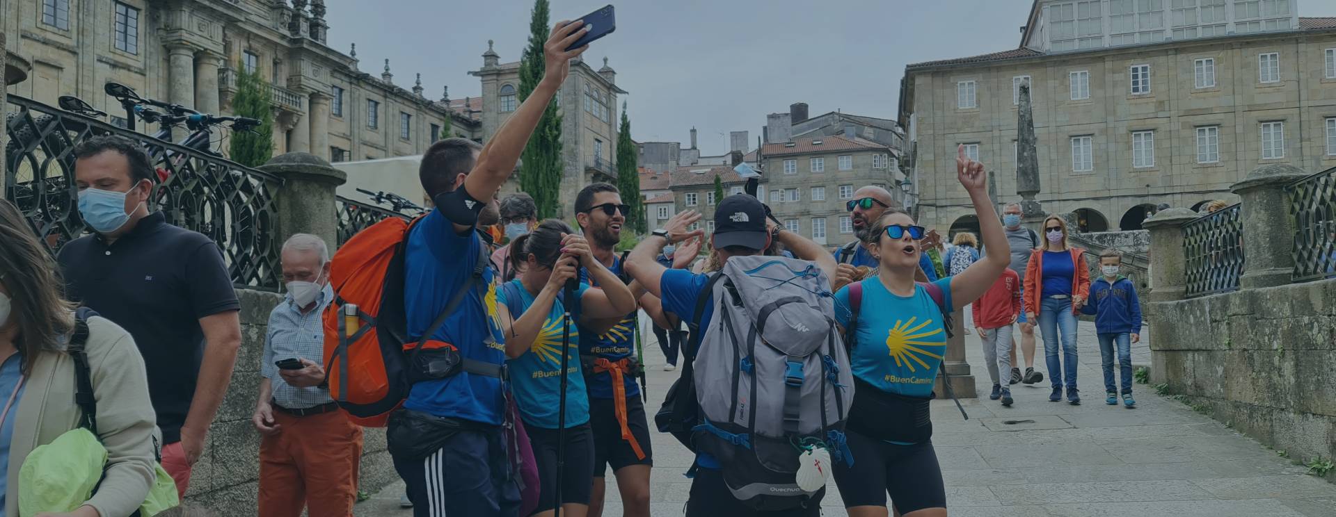 Prepara tus botas, tu mochila y tus bastones. Tu Camino hasta Santiago de Compostela comienza aquí.